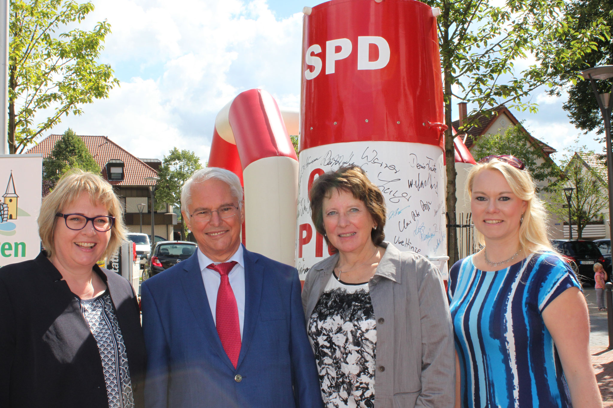 Antje Schulte-Schoh, Peter-Jürgen Schneider, Jutta Olbricht und Jutta Dettmann.