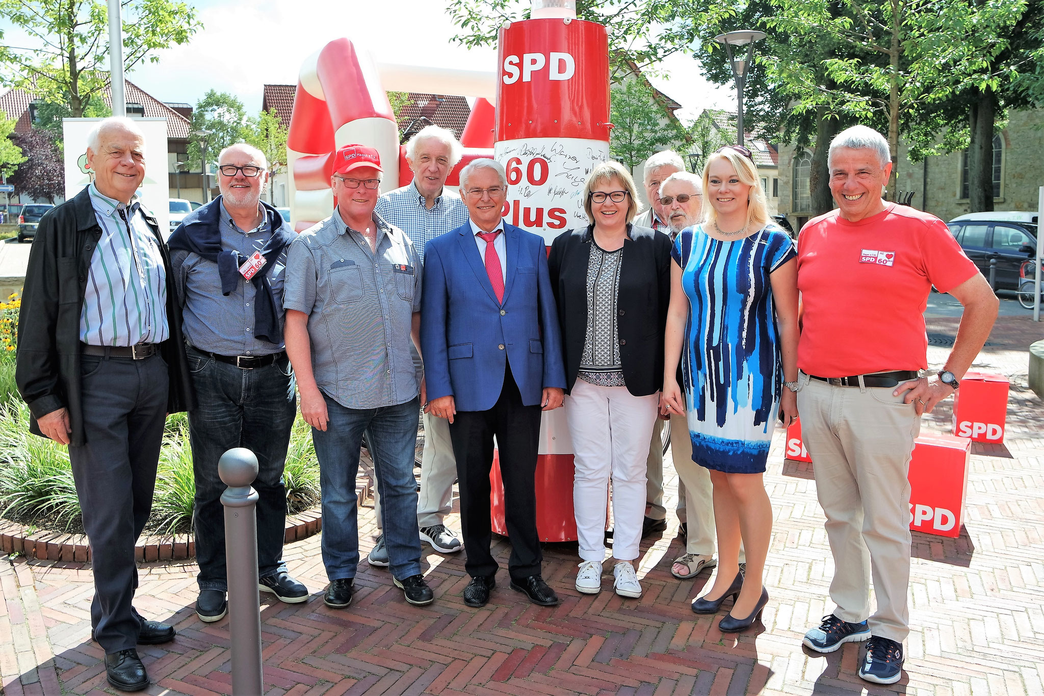 Hans Kaiser, Herbert Ludzay, Udo Sprehe, Heiko Dölling, Peter-Jürgen Schneider, Antje Schulte-Schoh, Reiner Bünemann, Günter Trauzettel, Jutta Dettmann und Uwe Rosenberger.
